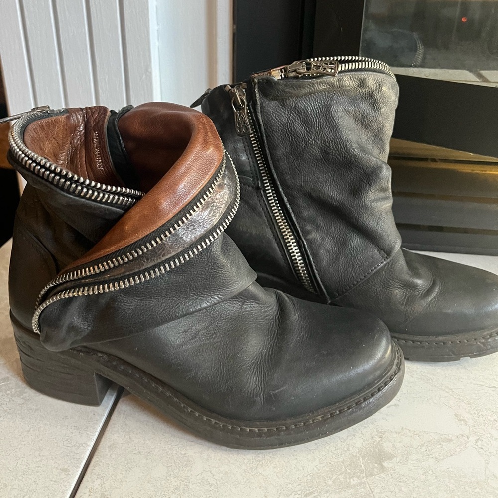 A.S. 98 booties